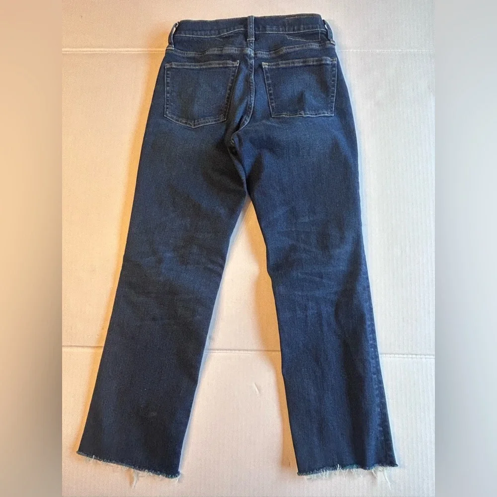 J. Crew Mid-rise kickout jean Penny Basil Wash Size 25 CC518
